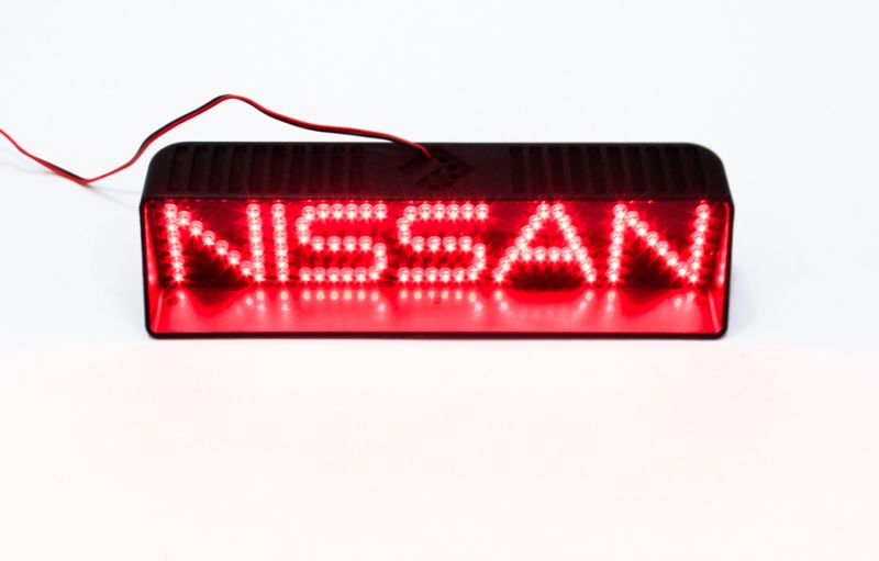 Стоп-сигнал LED красный  NISSAN