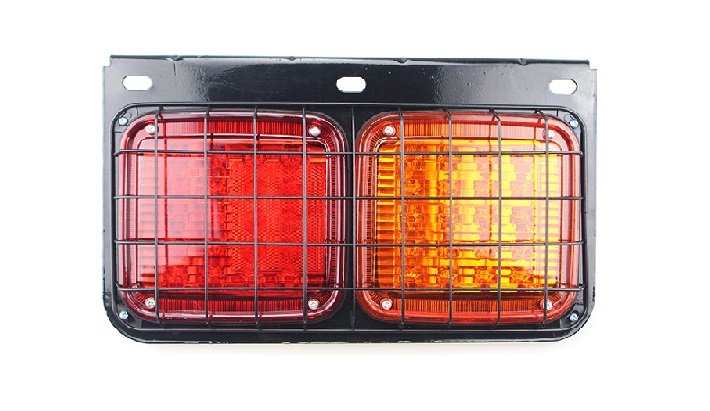 Задние габаритные огни для грузовиков （12 ） 24V   решетка (2шт) 34.5*20cm 