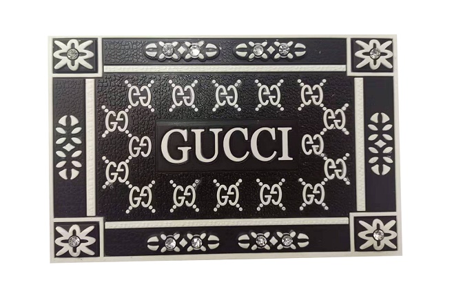 Коврик на панель противоскатный Gucci черно-белый, стразы  G-4