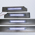 Хром-накладка на порог внутренний TOYOTA LAND CRUISER 200 с подсветкой (8PCS)
